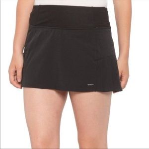 Black tennis skirt
